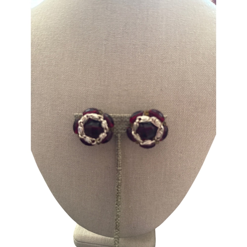 Vintage Ruby Red Faceted Glass Cluster Clip On Earrings Silver Tone Scrollwork
